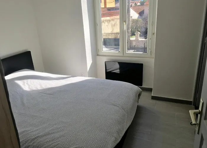 M Juin App C Apartment *